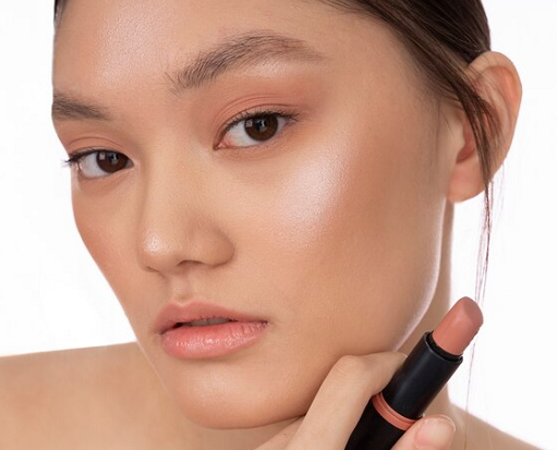 Bare face make up look.  (Foto: Ilustrasi. Dok. Freepik.com)