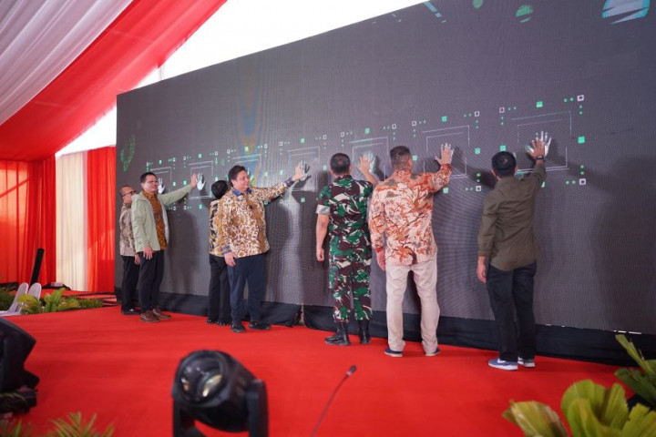 Pabrik Bahan Baku Baterai Mobil Listrik di Morowali Mulai Dibangun