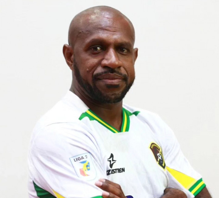 Fakta-Fakta Boaz Solossa Dihukum PSSI Gegara Tinju Steward