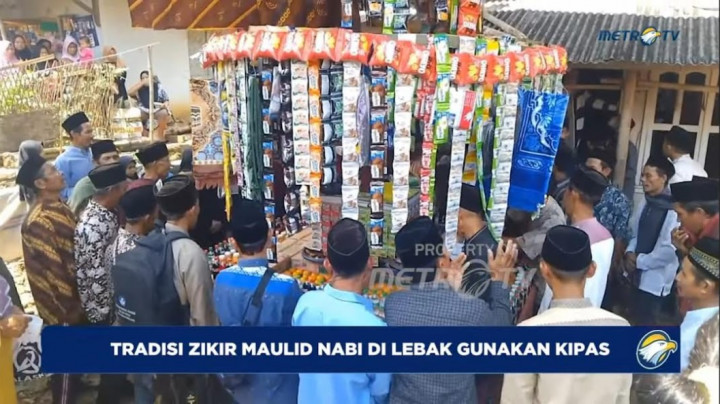 Tradisi Zikir Maulid Nabi di Lebak, Kipas dan Sawer Camilan Jadi Keunikan
