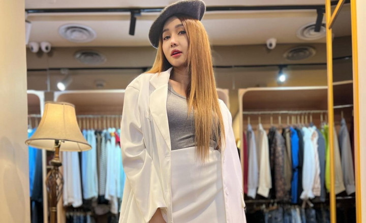 Lucinta Luna Tak Mau Jerawat Membuat Kepercayaan Dirinya Menurun