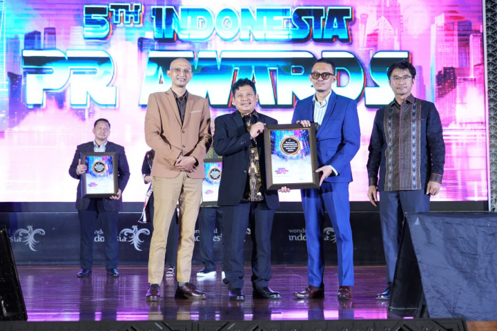 BPJS Kesehatan Raih 2 Penghargaan di Ajang 5th Indonesia PR Summit 2024