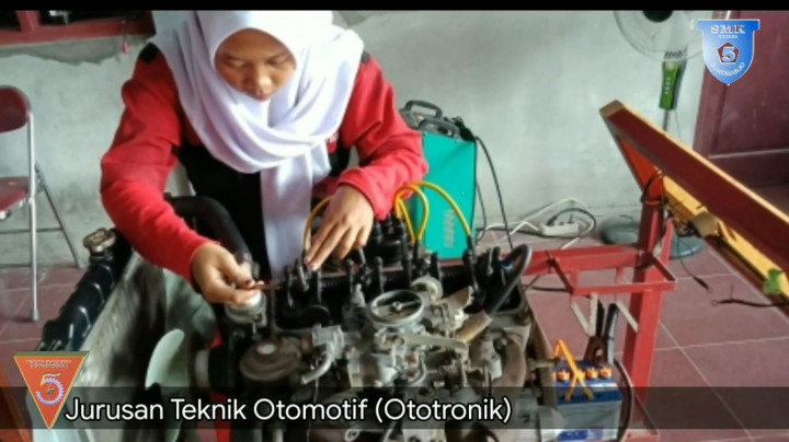 Mengenal Jurusan Ototronik di SMK: Untuk Masa Depan Industri Otomotif yang Semakin Canggih