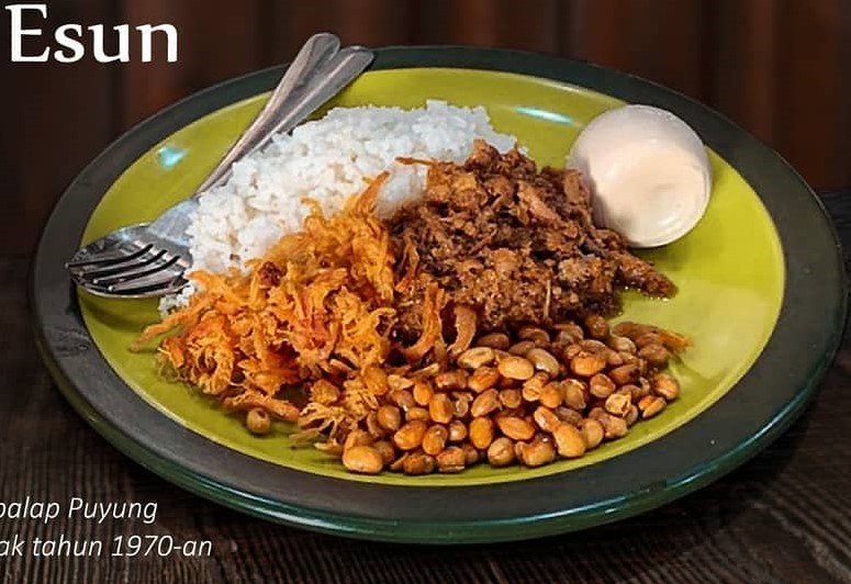 Nasi Balap Puyung Inaq Esun. (DInas Pariwisata NTB)