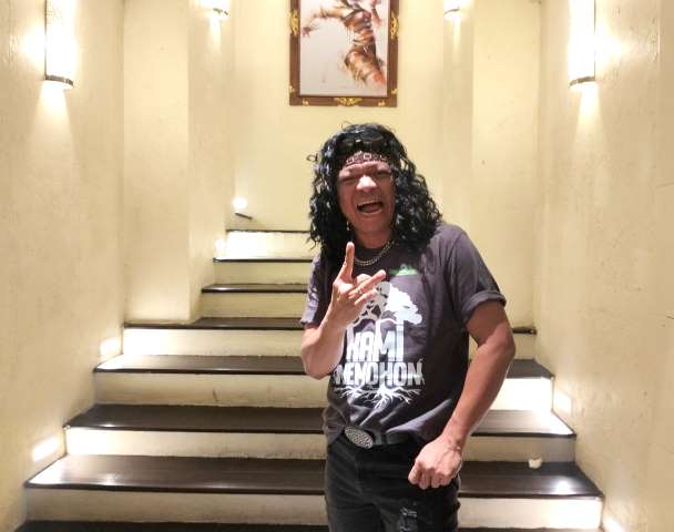 Sosok nyentrik Candil, tampil dalam web series yang membawa isu lingkungan dalam Kami Memohon. (Foto: Dok. Medcom.id/Yatin Suleha)