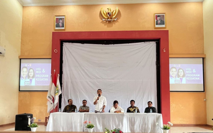 Sendi Fardiansyah Janji Tambah Tunjangan Guru Rp1 Juta per Bulan