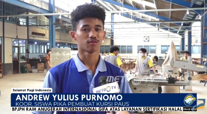 Kisah 8 Siswa Pembuat Kursi Paus Fransiskus untuk Misa Agung  di Indonesia