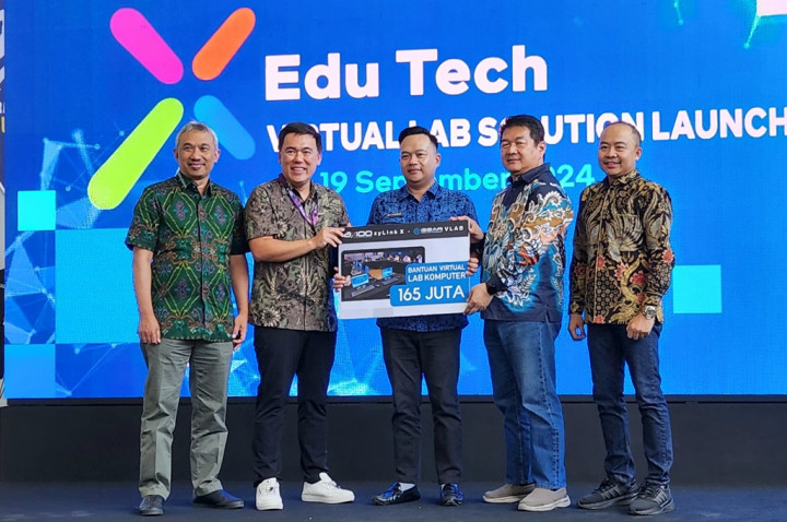 Axioo dan Gear Computer Mengentaskan Buta Teknologi di Indonesia