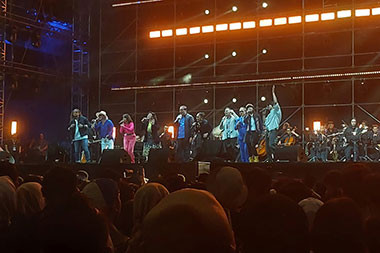 Kejutan! SBY Nyanyi Lagu Coldplay 