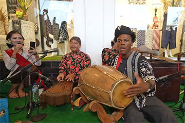 Speed Mampir Jogja, Main Gendang hingga Coba Tradisi Masangin di Alun-alun Kidul
