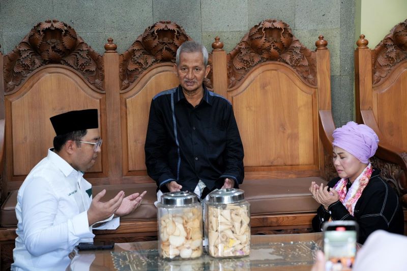 Sowan ke Gus Ali, Luluk-Lukman Dapat Pesan Mutiara