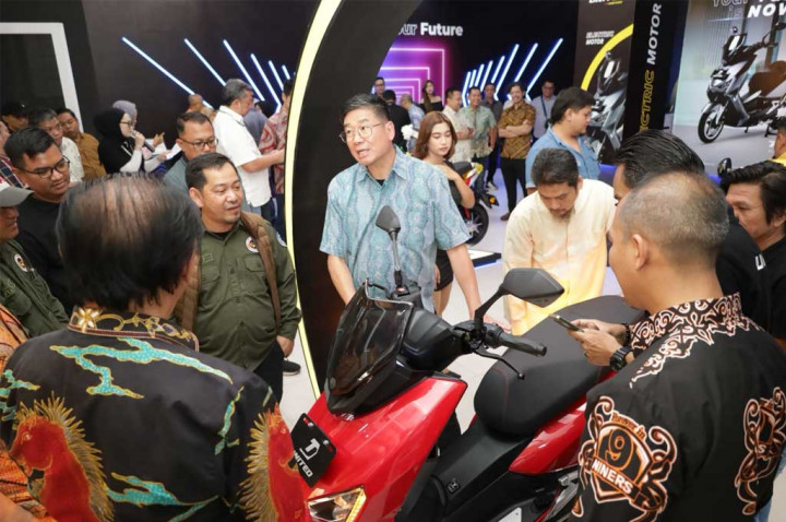 Bukan Hanya di Jawa, Pasokan Motor Listrik di Luar Jawa Mulai Serius
