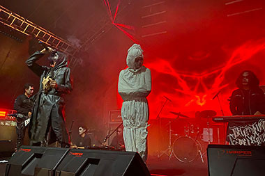 Ada Pocong di Pestapora!