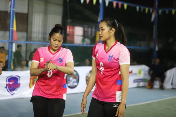 Arieone VC Juarai Turnamen Voli Putri Piala Dandim