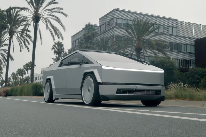 Tesla Cybertruck Kim Kardashian Tampil Beda, Berani Cat Panel Baja!