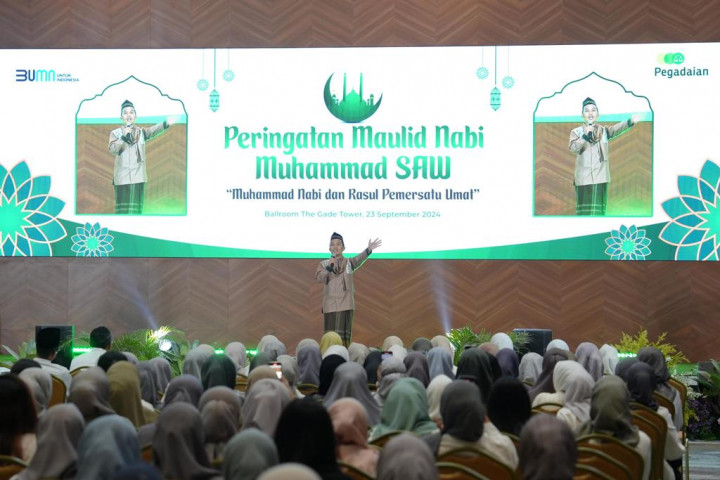 Insan Pegadaian Peringati Maulid Nabi Bersama Ustaz Maulana dan Sabyan Gambus