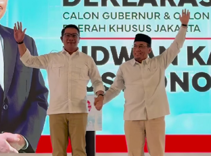 Hari Pertama Kampanye, RIDO Ziarah ke Makam MH Thamrin