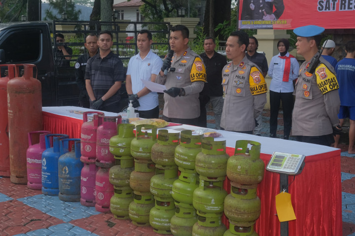 Polres Subang Ungkap Kasus Pengoplosan Elpiji, 4 Pelaku Ditangkap