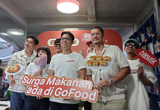 Romantisasi Cita Rasa melalui Musik dan Makanan