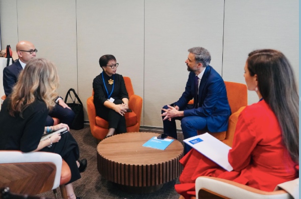 Menlu Retno Marsudi Tekankan Pentingnya Air dalam Menghadapi Tantangan Global