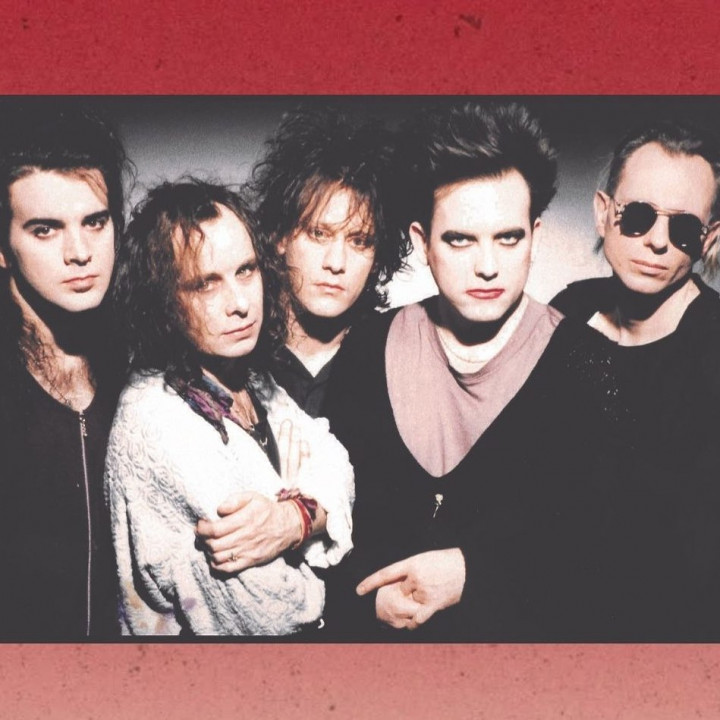 16 Tahun Tanpa Karya, The Cure Rilis Single 'Alone' sebagai Pembuka Album Baru