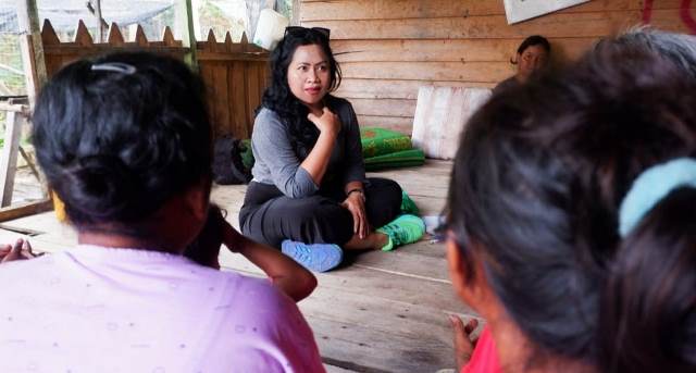 Nukila Evanty, Ketua IMA dan Ketua Koalisi, soroti KEK di Tanjung Sauh dan concern terhadap masyarakat Suku Laut. (Foto: Dok. Istimewa)