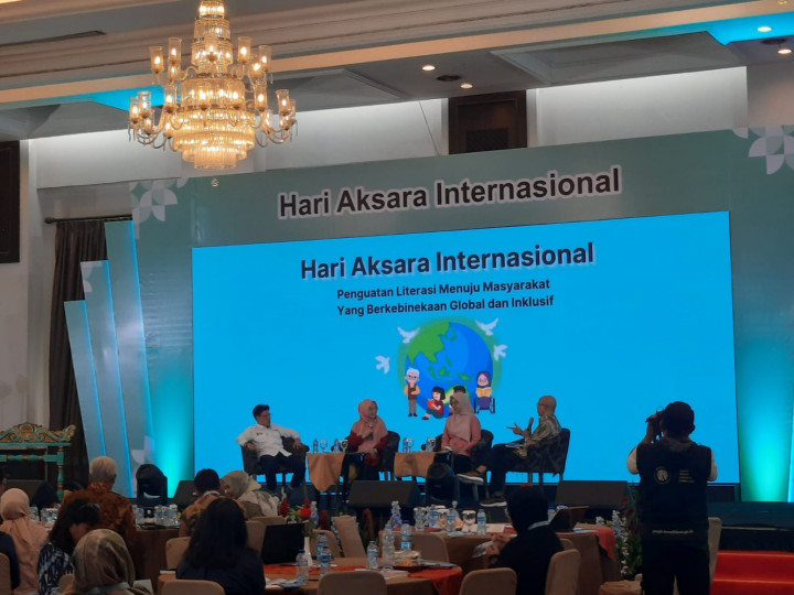 HAI 2024, Kemendikbudristek: Angka Buta Aksara di Indonesia Terus Menurun