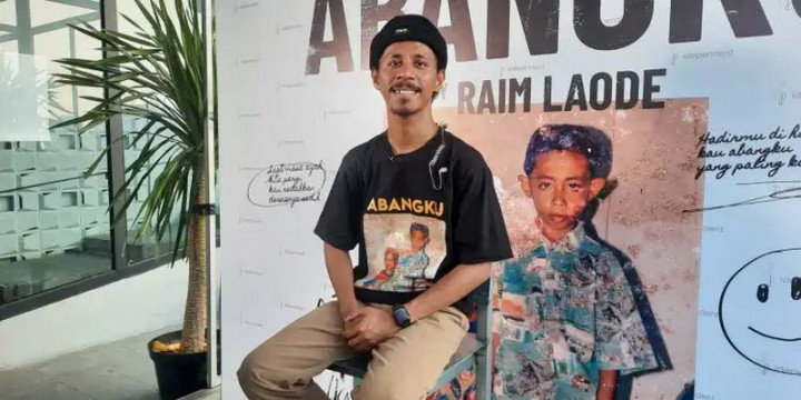Tak Mau Lagi Terbebani 'Komang', Raim Laode Hadirkan Lagu 'Abangku'