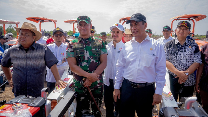 Aktif Libatkan Pemuda, Mentan Amran Dijuluki Bapak Pertanian Modern Indonesia