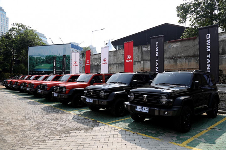 Harga Tank 300 HEV Resmi Diumumkan, Konsumen Mulai Terima Unit