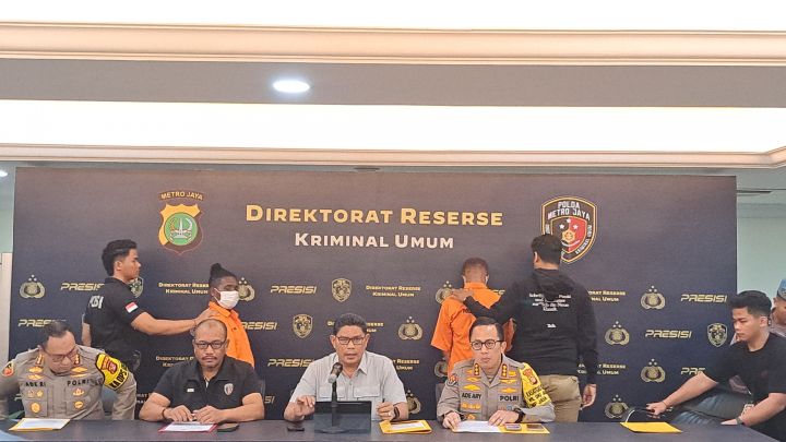 Respons Polda Metro Jaya Terkait Video Viral Polisi Dipeluk Massa yang Bubarkan Diskusi di Kemang