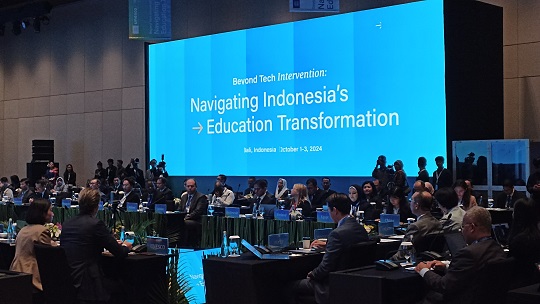 Dunia Pendidikan Telah Menyeberang ke Ruang Digital