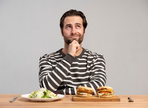 Kamu Punya Penyakit Mag? Sebaiknya Hindari Makanan dan Minuman Ini