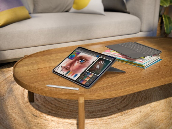 Logitech Combo Touch untuk iPad Air dan iPad Pro Seri Terbaru