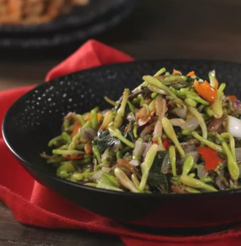 Resep Tumis Bunga Pepaya dengan Teri Medan