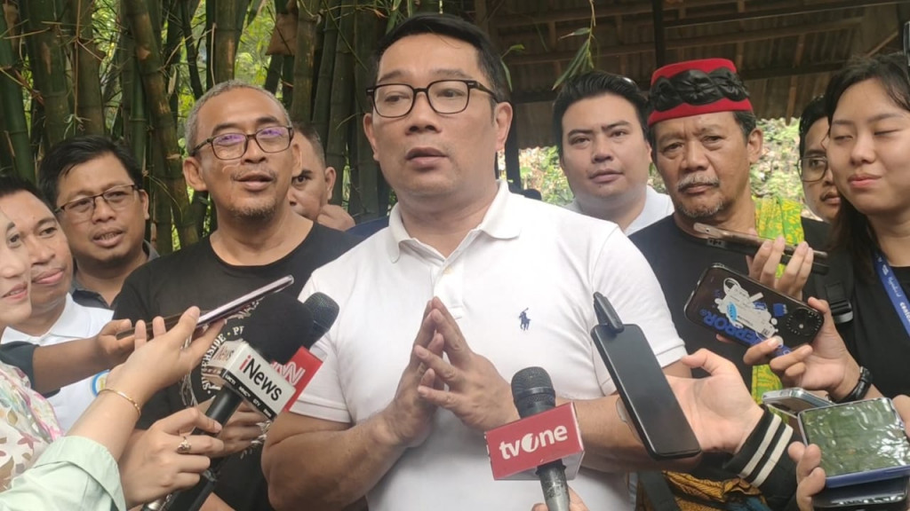RK Tampung Keluhan Soal Sungai Ciliwung