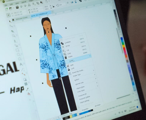 Dukung UMKM dan Pelestarian Budaya, Kini Masyarakat Bisa Produksi Batik Sendiri