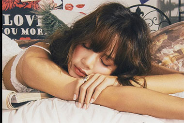 Dengerin di Sini! Lagu Solo Terbaru Lisa Blackpink 