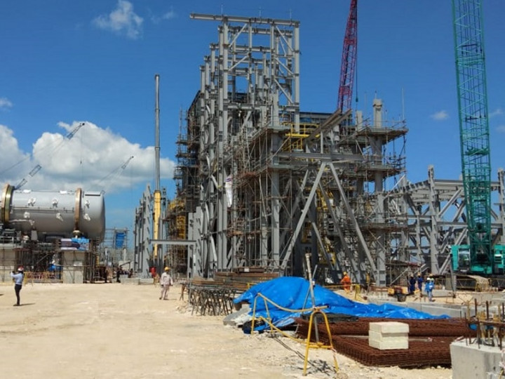 Capaian 10 Tahun Jokowi: Pertumbuhan Ekonomi di Kawasan Industri Hilir dan UMKM