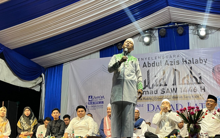 Sarung dari Ustaz Das'ad Latif: Simbol Perlindungan Pemimpin untuk Rakyat