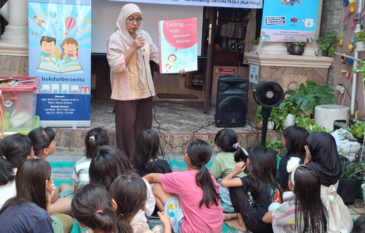 Baca Nyaring, Bangun <i>Bonding</i> Orang Tua dan Anak