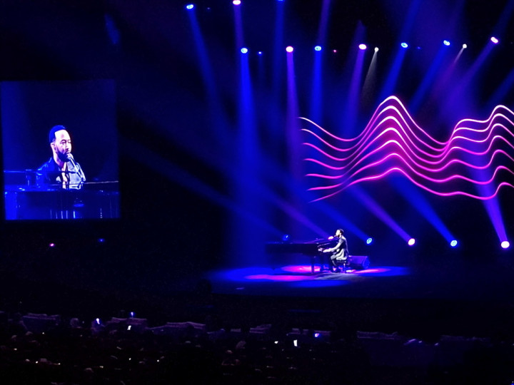 Promotor Ungkap Riders Konser John Legend di Bogor