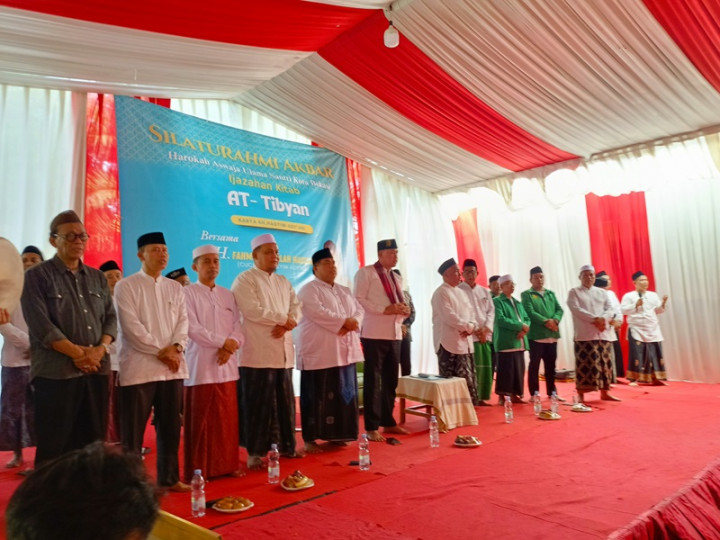 Petahana Pilwalkot Bekasi Tri Adhianto Akan Lanjutkan Pengembangan Pondok Pesantren