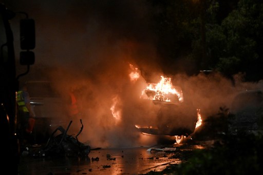 Ledakan Besar Landa Karachi, Targetkan Konvoi Wisatawan Tiongkok