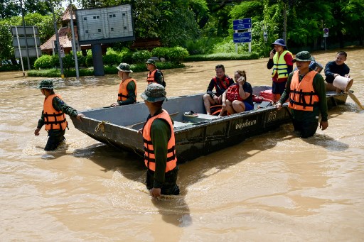 Puluhan Ribu Keluarga Terdampak Banjir di Thailand
