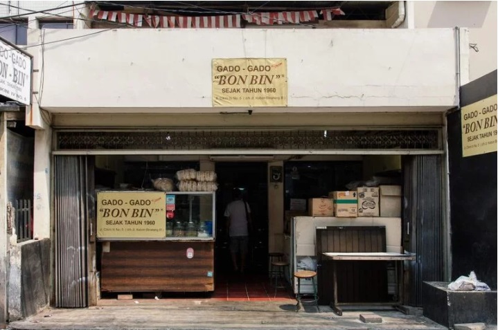 Gado-gado Bon Bin telah menjadi kuliner legenda di Jakarta. Dok. Indonesia Expat