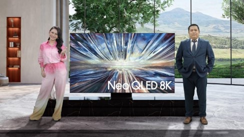Cerita Rossa Tentang 4 Kecanggihan Samsung Neo QLED 8K TV