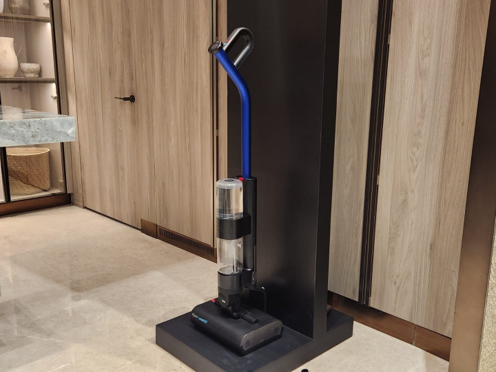 Dyson WashG1, Saat Alat Pengepel Lantai Makin Canggih Gak Ribet