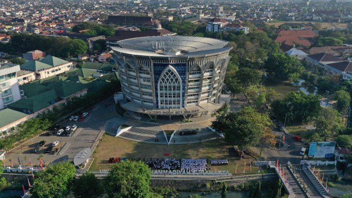Debut di THE WUR 2025, UMS PTS Terbaik di Indonesia
