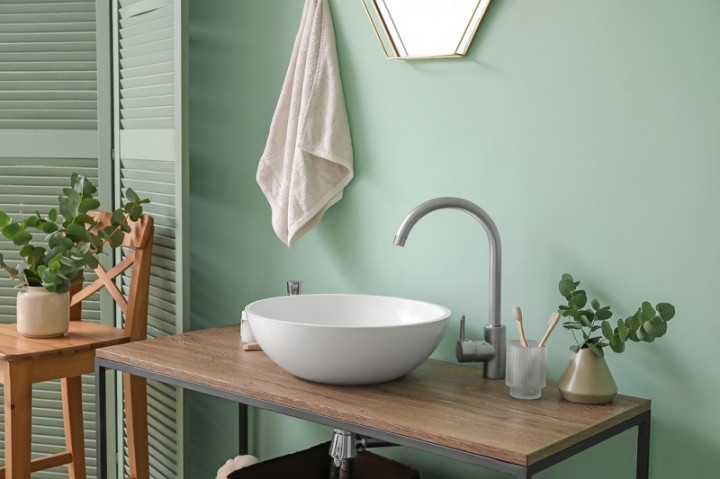 Mau Kamar Mandi Terlihat Minimalis? Begini Triknya